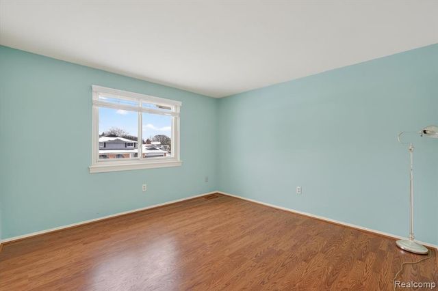 7065 Epping Drive, Canton, MI 48187