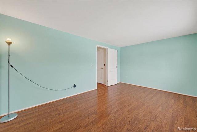 7065 Epping Drive, Canton, MI 48187