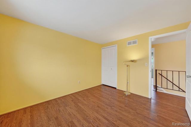 7065 Epping Drive, Canton, MI 48187