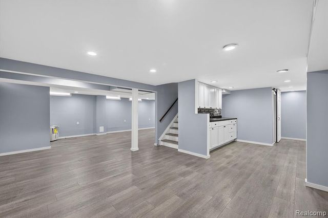 7065 Epping Drive, Canton, MI 48187