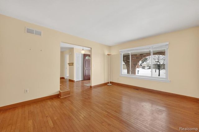 7065 Epping Drive, Canton, MI 48187