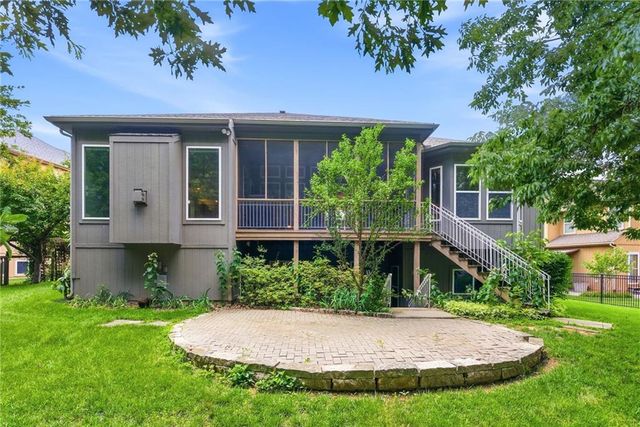 14335 KESSLER Street, Overland Park, KS 66221