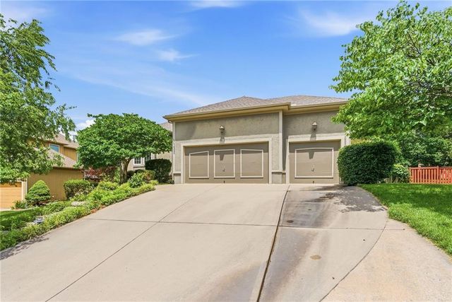 14335 KESSLER Street, Overland Park, KS 66221