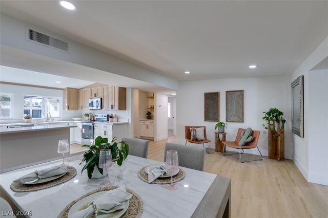 1914 La Vante Avenue, Las Vegas, NV 89169