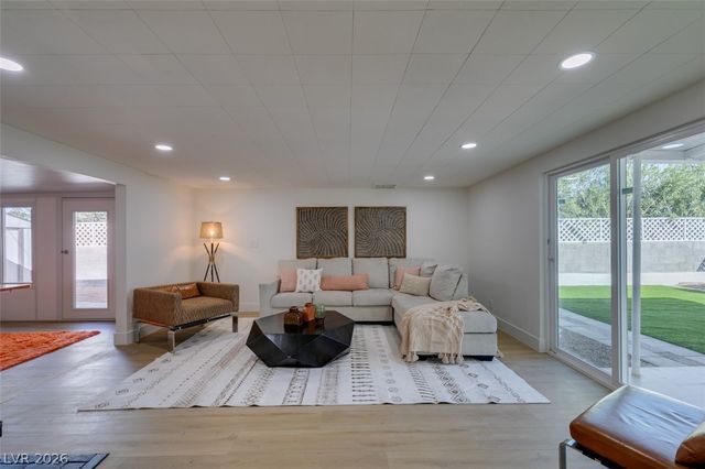 1914 La Vante Avenue, Las Vegas, NV 89169