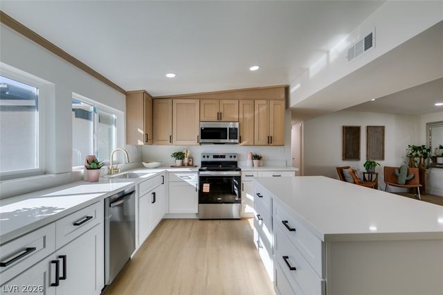 1914 La Vante Avenue, Las Vegas, NV 89169