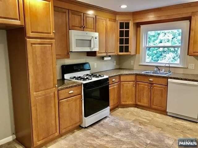 81 Prospect Street 2, Paramus, NJ 07652