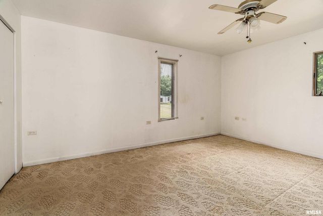 5378 CENTER Street, Mulkeytown, IL 62865