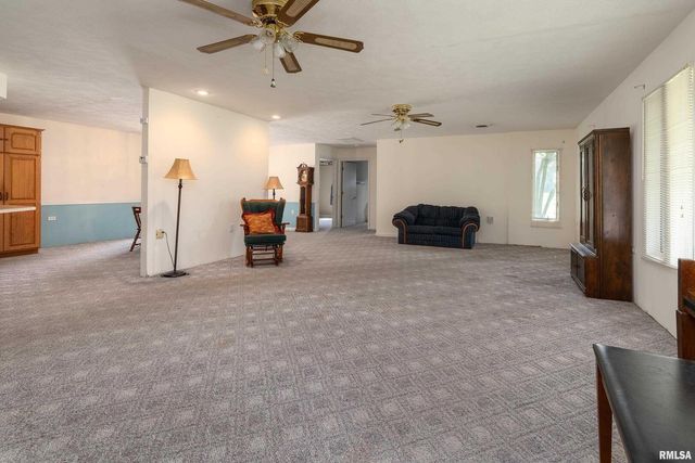 5378 CENTER Street, Mulkeytown, IL 62865