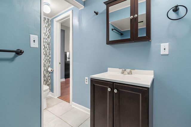8549 Greenwood Avenue, Munster, IN 46321
