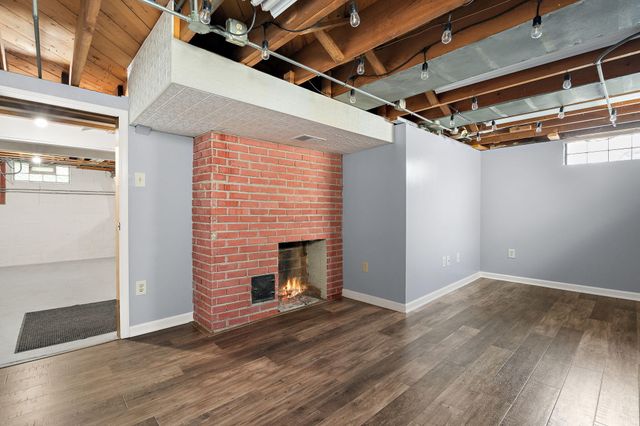 8549 Greenwood Avenue, Munster, IN 46321