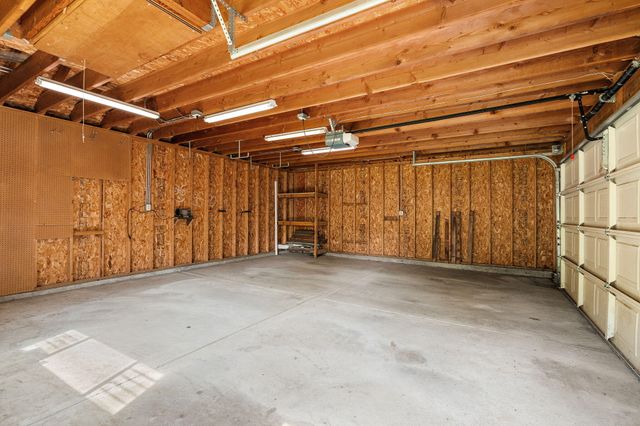 8549 Greenwood Avenue, Munster, IN 46321