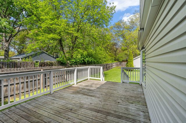 8549 Greenwood Avenue, Munster, IN 46321