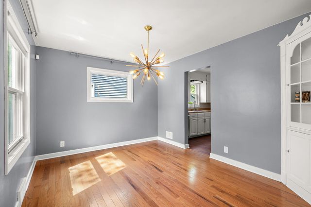 8549 Greenwood Avenue, Munster, IN 46321