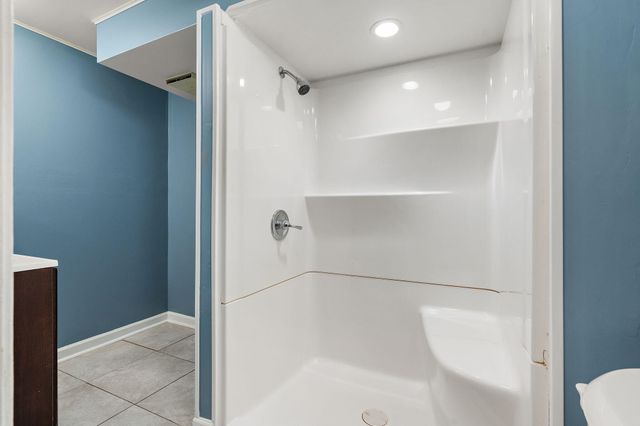 8549 Greenwood Avenue, Munster, IN 46321