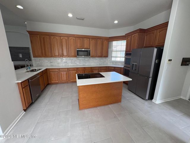 86005 MAPLE LEAF Place, Yulee, FL 32097