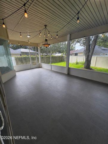 86005 MAPLE LEAF Place, Yulee, FL 32097