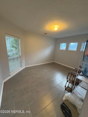 86005 MAPLE LEAF Place, Yulee, FL 32097