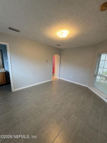86005 MAPLE LEAF Place, Yulee, FL 32097