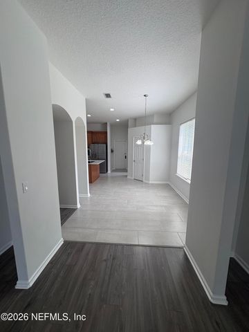 86005 MAPLE LEAF Place, Yulee, FL 32097