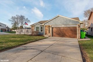 15867 Van Meter Drive, Macomb Twp, MI 48044