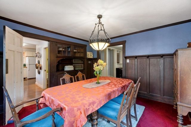 124 Prescott St, Reading, MA 01867