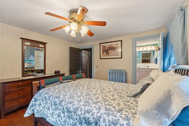 124 Prescott St, Reading, MA 01867