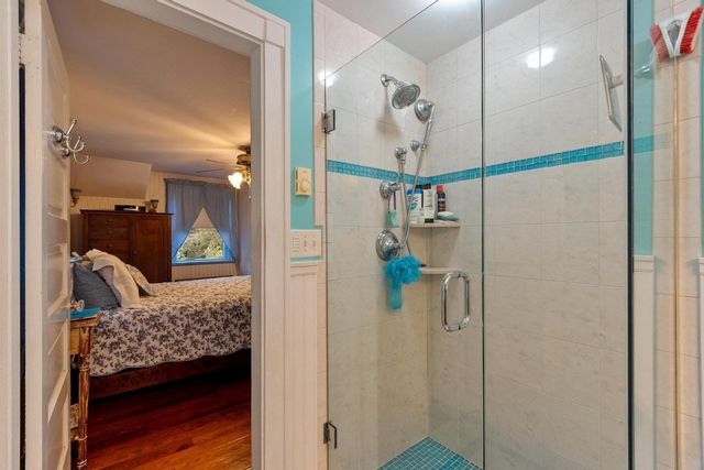 124 Prescott St, Reading, MA 01867