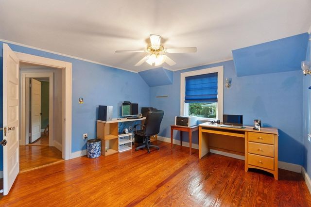124 Prescott St, Reading, MA 01867