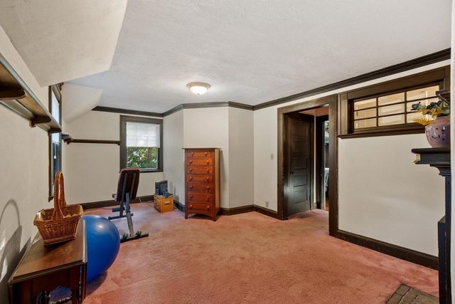 124 Prescott St, Reading, MA 01867