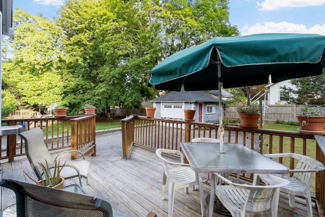 124 Prescott St, Reading, MA 01867