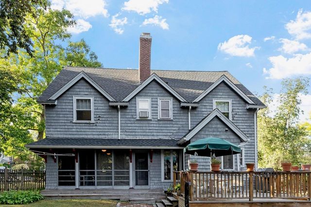 124 Prescott St, Reading, MA 01867