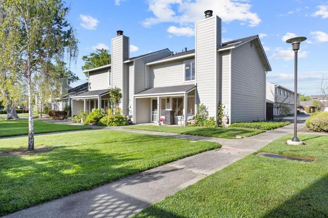 817 Peary Lane, Foster City, CA 94404