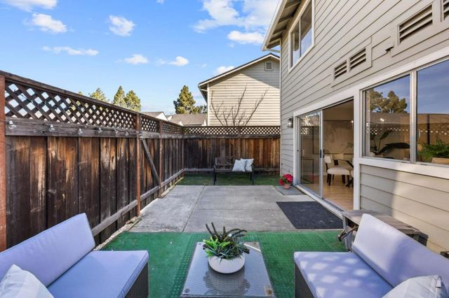 817 Peary Lane, Foster City, CA 94404