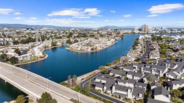 817 Peary Lane, Foster City, CA 94404