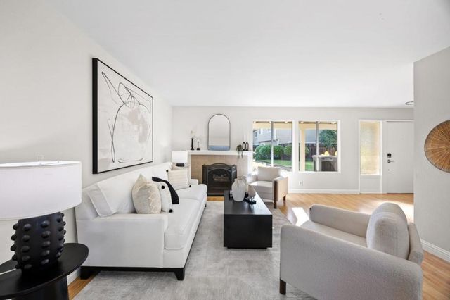 817 Peary Lane, Foster City, CA 94404