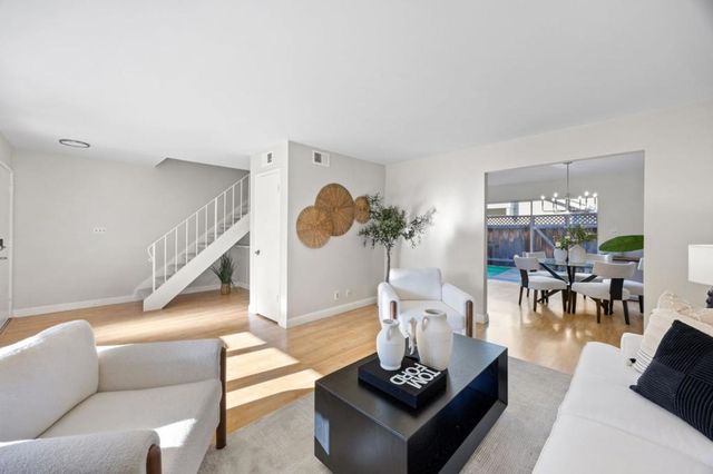 817 Peary Lane, Foster City, CA 94404