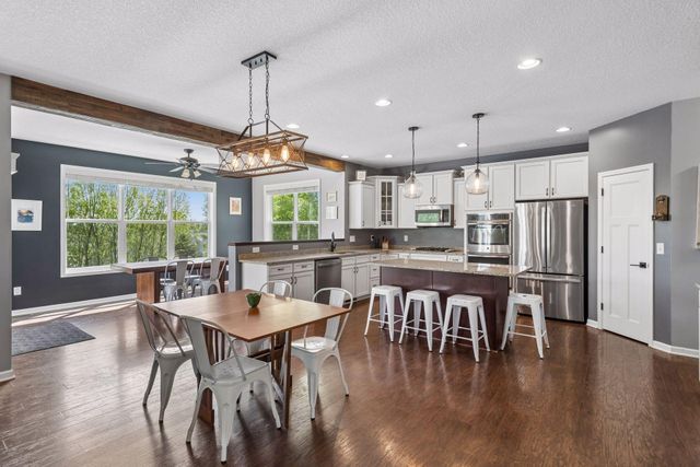 1113 Prairie View Lane, Waconia, MN 55387