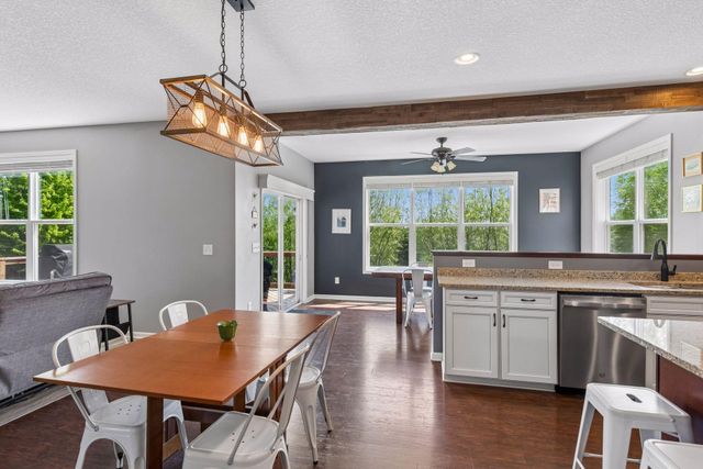 1113 Prairie View Lane, Waconia, MN 55387