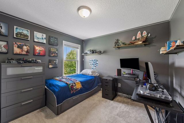 1113 Prairie View Lane, Waconia, MN 55387