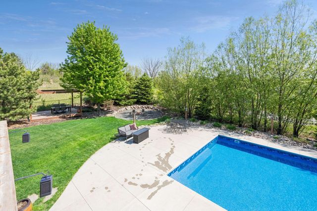 1113 Prairie View Lane, Waconia, MN 55387