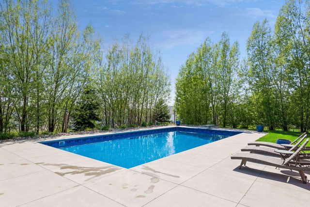 1113 Prairie View Lane, Waconia, MN 55387
