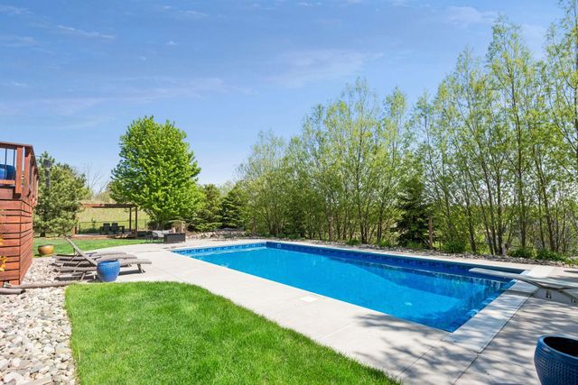 1113 Prairie View Lane, Waconia, MN 55387