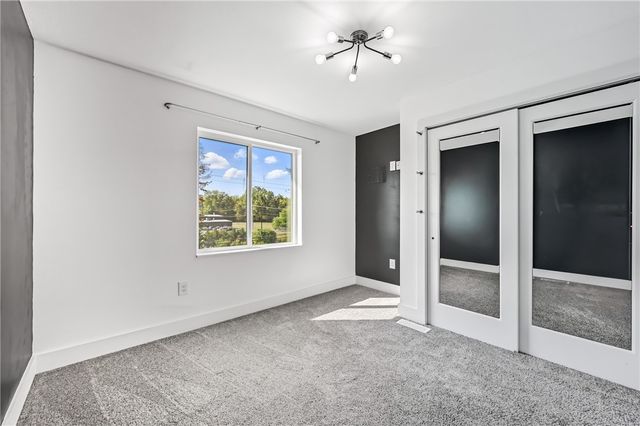 5237 Virginia Road, Hermitage, PA 16148