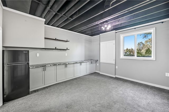 5237 Virginia Road, Hermitage, PA 16148