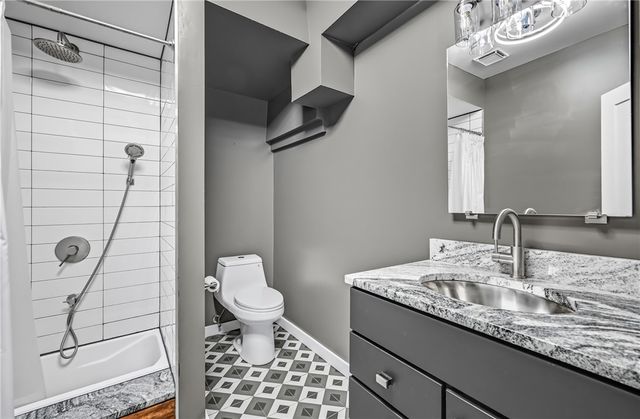 5237 Virginia Road, Hermitage, PA 16148