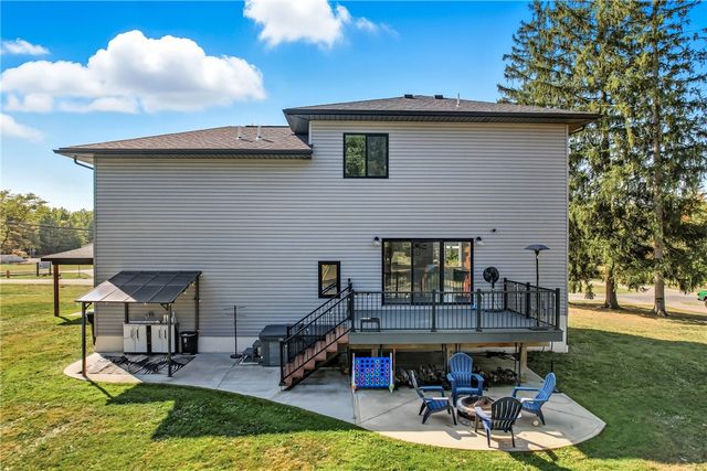 5237 Virginia Road, Hermitage, PA 16148