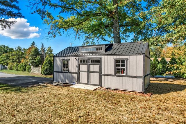 5237 Virginia Road, Hermitage, PA 16148