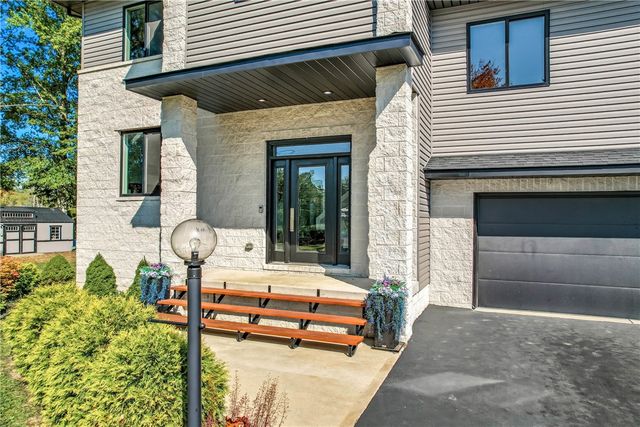 5237 Virginia Road, Hermitage, PA 16148