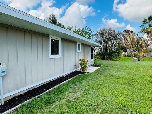 1479 SE Pitcher Road, Port St. Lucie, FL 34952